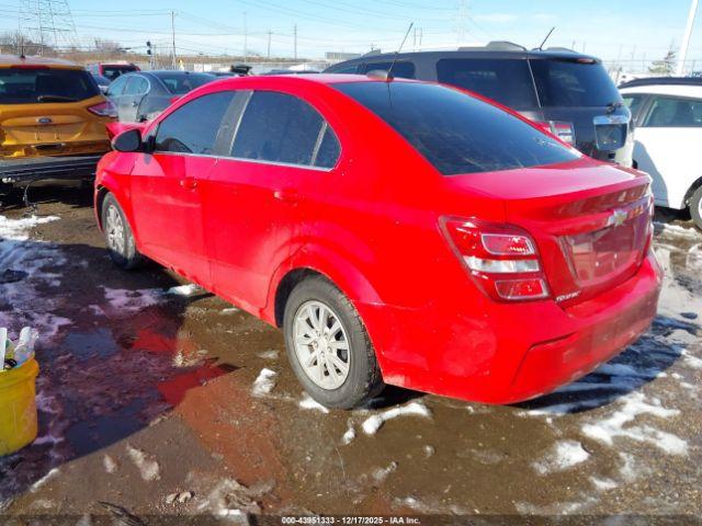 Chevrolet Sonic Lt Auto Image 2