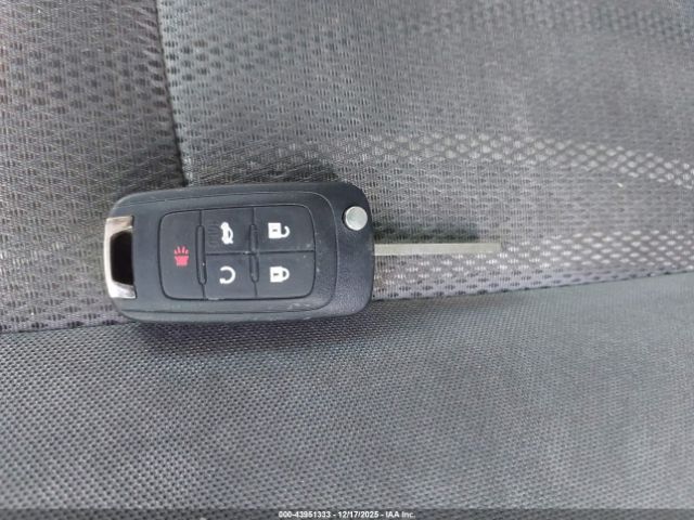 Chevrolet Sonic Lt Auto Image 5