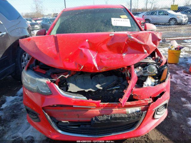 Chevrolet Sonic Lt Auto Image 10