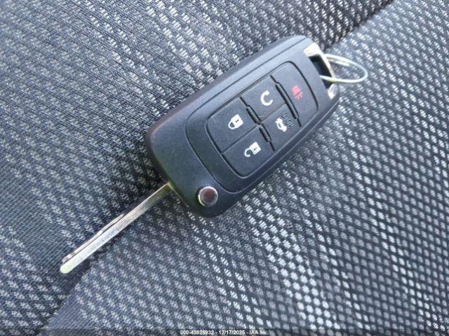 Chevrolet Sonic Lt Auto Image 3