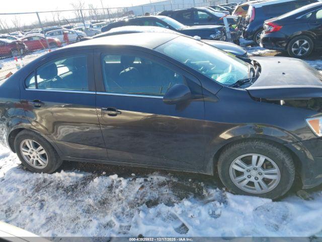 Chevrolet Sonic Lt Auto Image 5