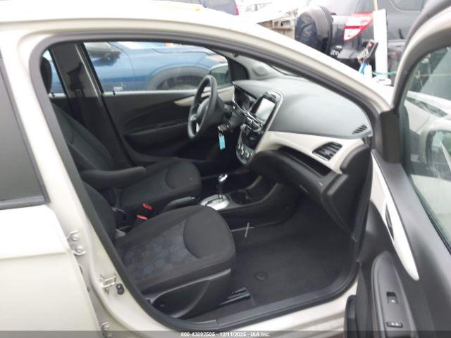 Chevrolet Spark 1lt Cvt Image 4