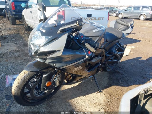 Suzuki Gsx-r600 Image 7