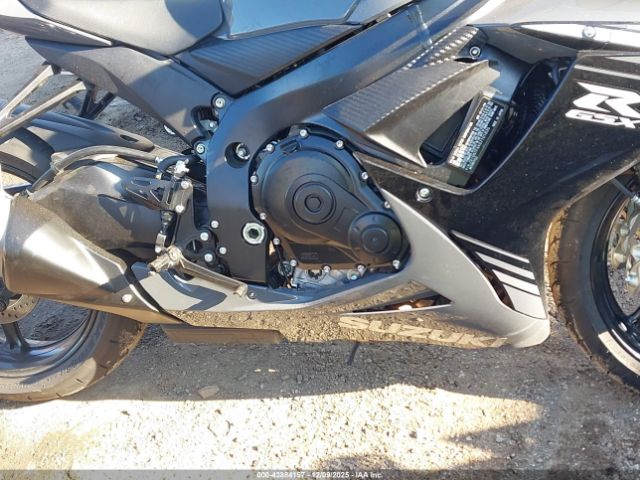 Suzuki Gsx-r600 Image 13