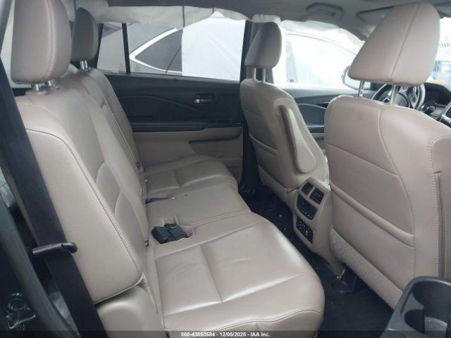 Honda Pilot Touring Image 6