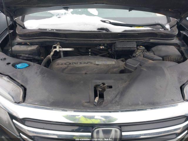 Honda Pilot Touring Image 7