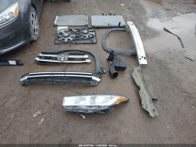 Toyota Highlander Xle Image 8