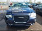 Chrysler 300 Limited Image 11