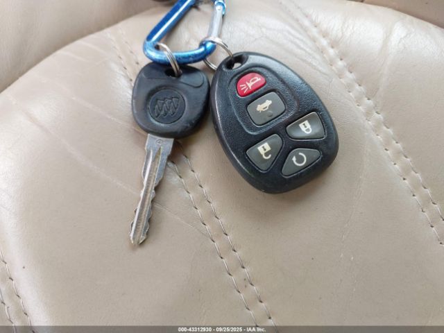 Buick Lucerne Cxl Image 12