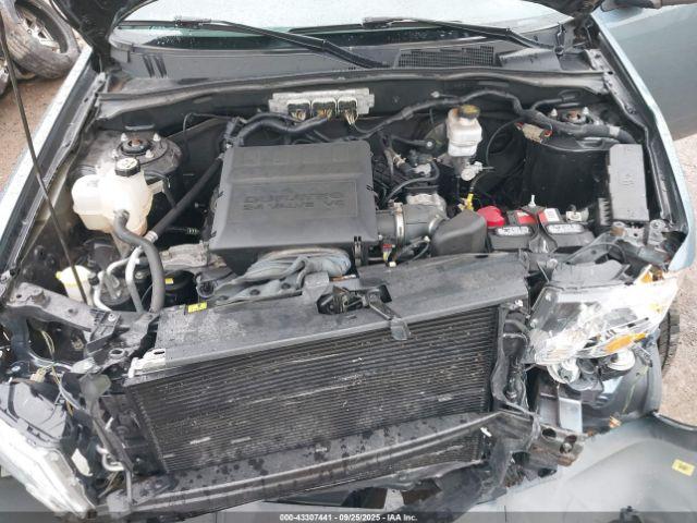 Ford Escape Limited Image 4