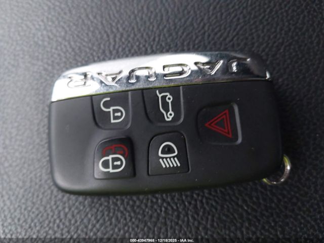 Jaguar F-PACE Prestige P250 Awd Automatic Image 8