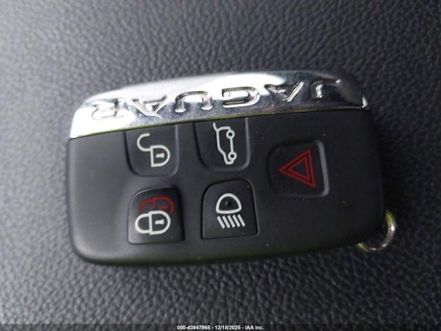 Jaguar F-PACE Prestige P250 Awd Automatic Image 8