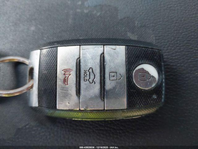 Kia Optima Ex Image 11