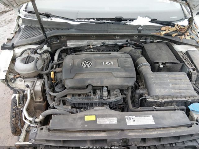 Volkswagen Golf Image 5