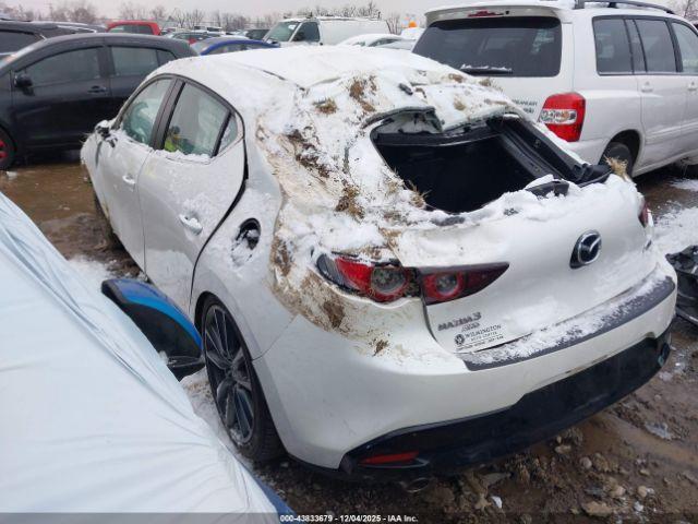 Mazda Mazda3 Image 2