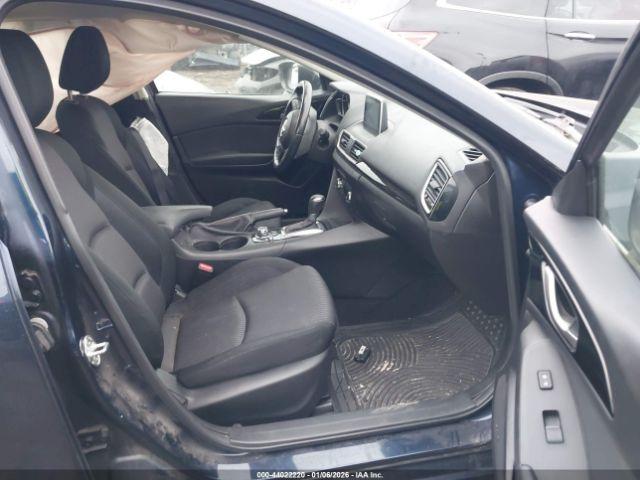 Mazda Mazda3 I Touring Image 6