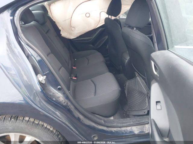 Mazda Mazda3 I Touring Image 9