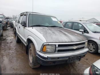 Salvage Chevrolet Blazer