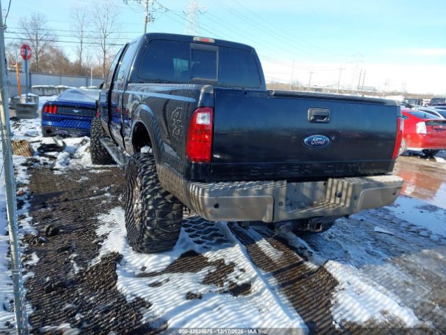 Ford F-250 Lariat Image 14