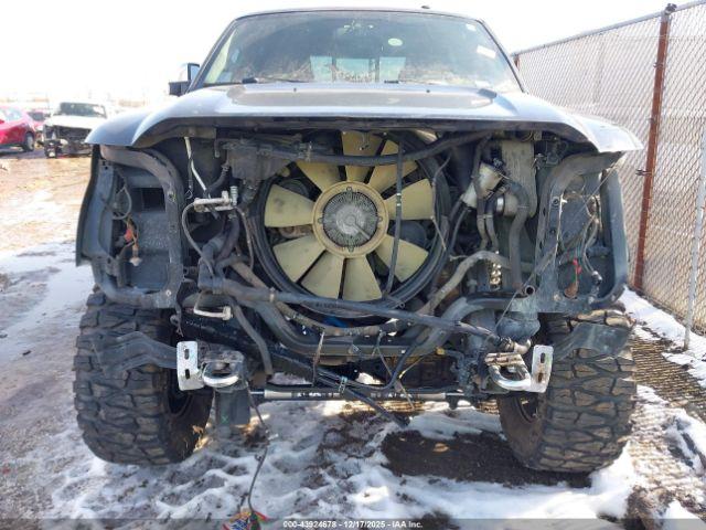 Ford F-250 Lariat Image 9