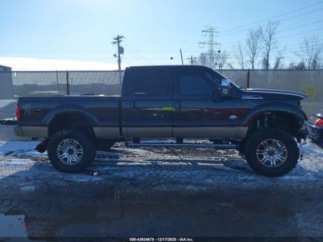 Ford F-250 Lariat Image 13