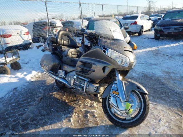  Salvage Honda Gl1800