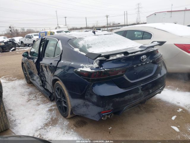 Toyota Camry Xse Image 2