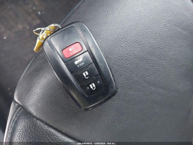 Toyota Camry Xse Image 10