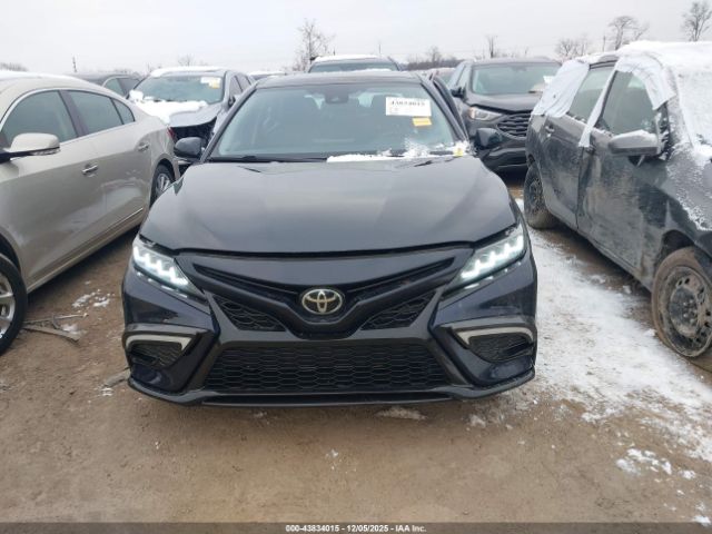 Toyota Camry Xse Image 14