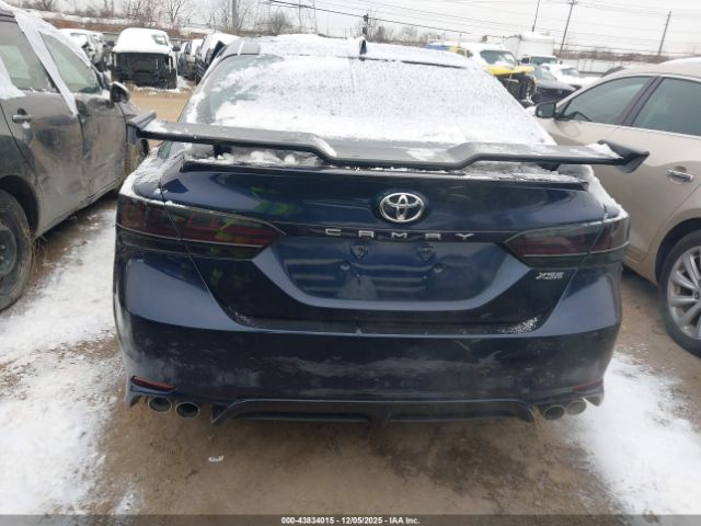 Toyota Camry Xse Image 13