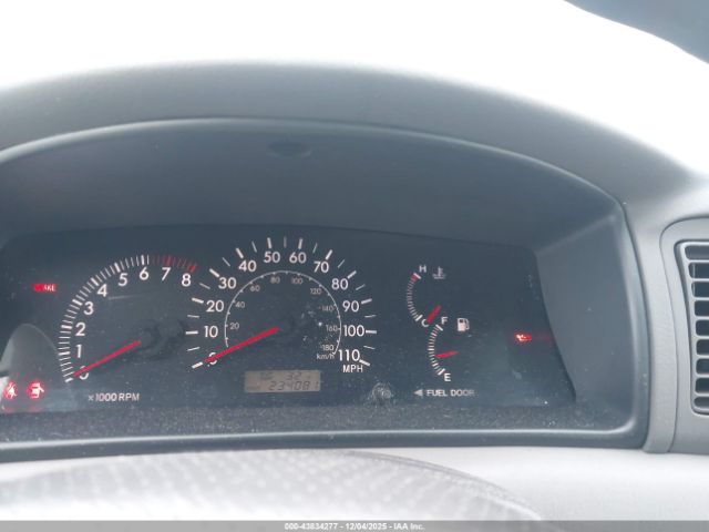 Toyota Corolla Le Image 2