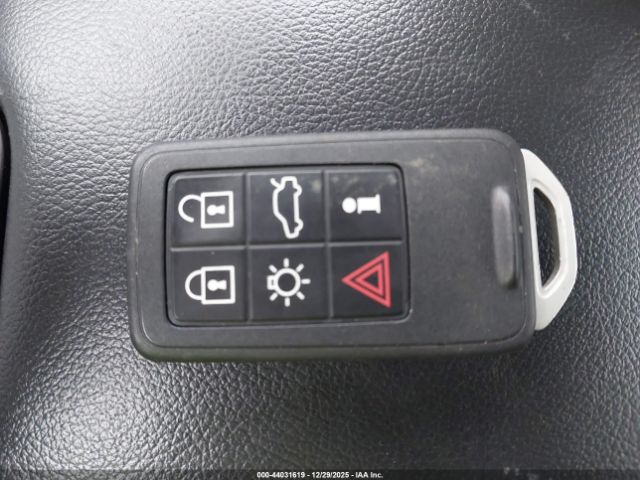 Volvo S60 T5 Image 9