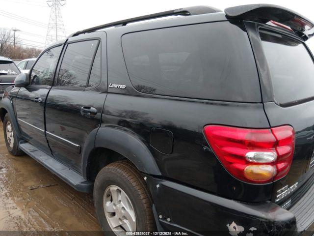 Toyota Sequoia Limited V8 Image 10