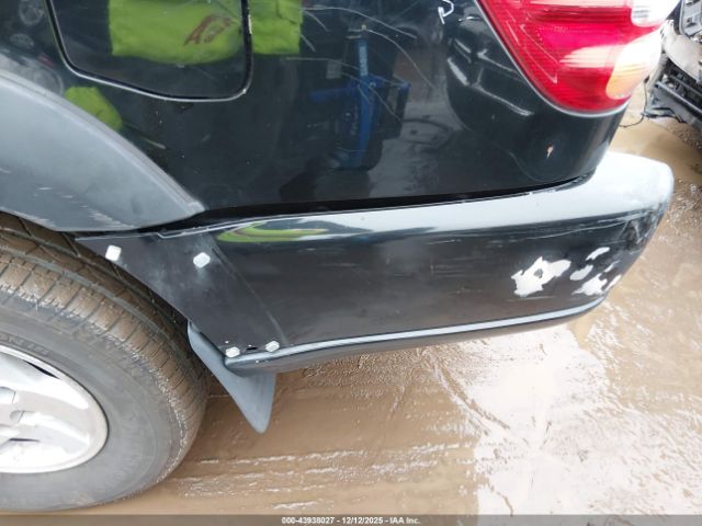 Toyota Sequoia Limited V8 Image 7