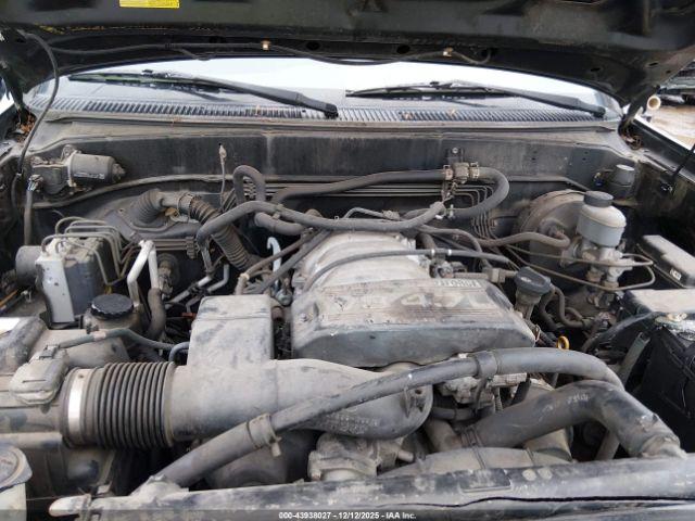 Toyota Sequoia Limited V8 Image 12
