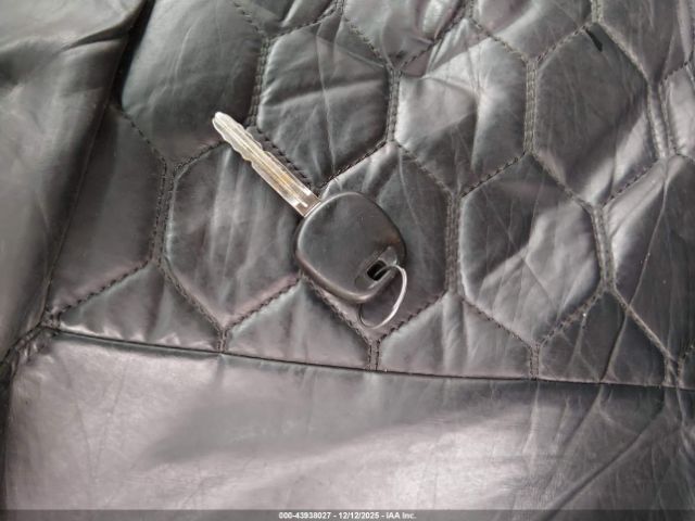 Toyota Sequoia Limited V8 Image 2