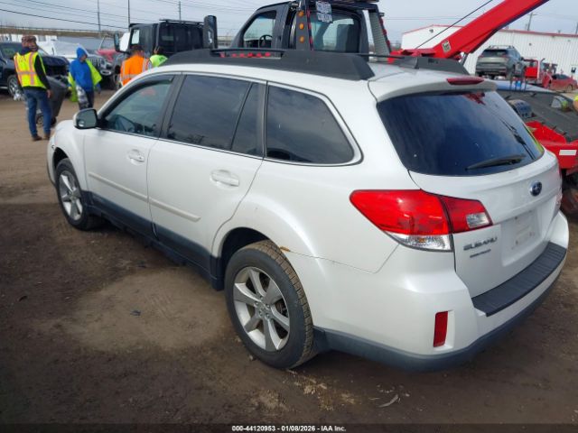 Subaru Outback 2.5i Limited Image 3