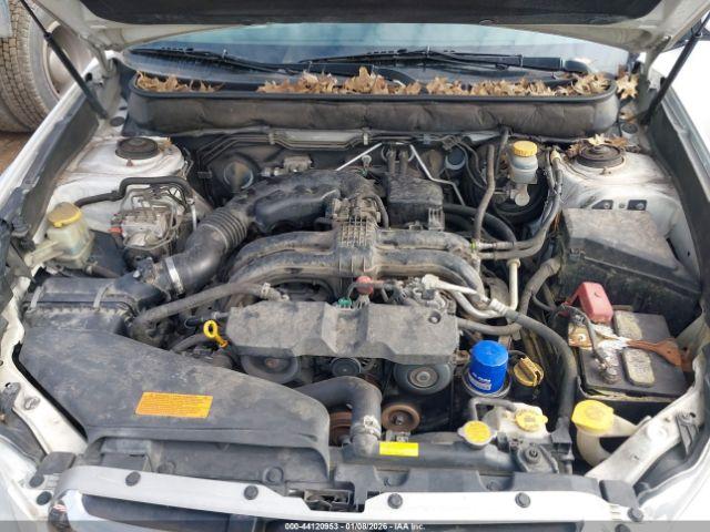 Subaru Outback 2.5i Limited Image 14