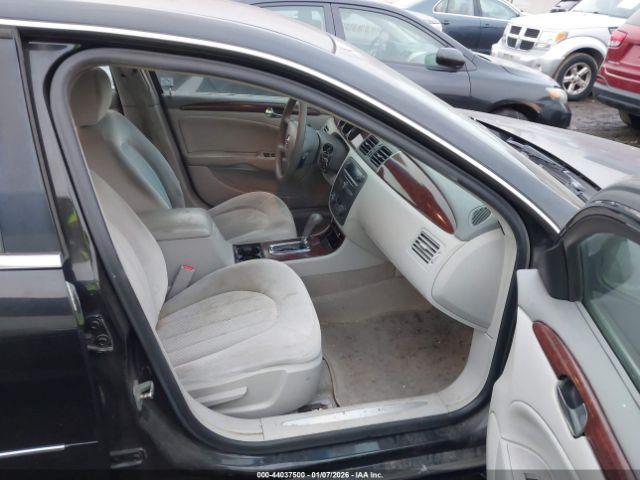 Buick Lucerne Cx Image 3