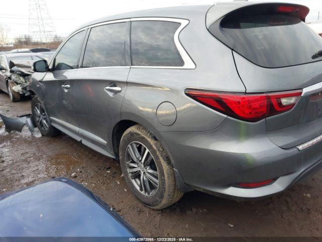 INFINITI Qx Luxe Image 11