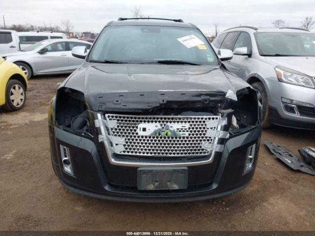 GMC Terrain Denali Image 8