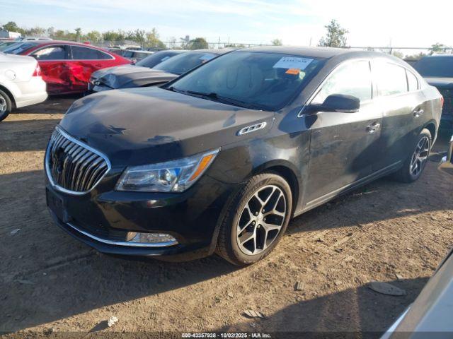 Buick LaCrosse Sport Touring Image 2