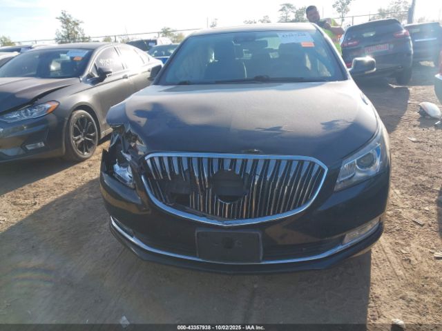 Buick LaCrosse Sport Touring Image 4