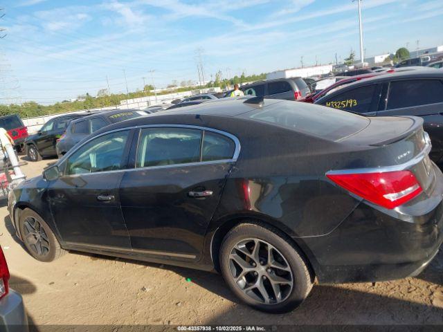 Buick LaCrosse Sport Touring Image 7