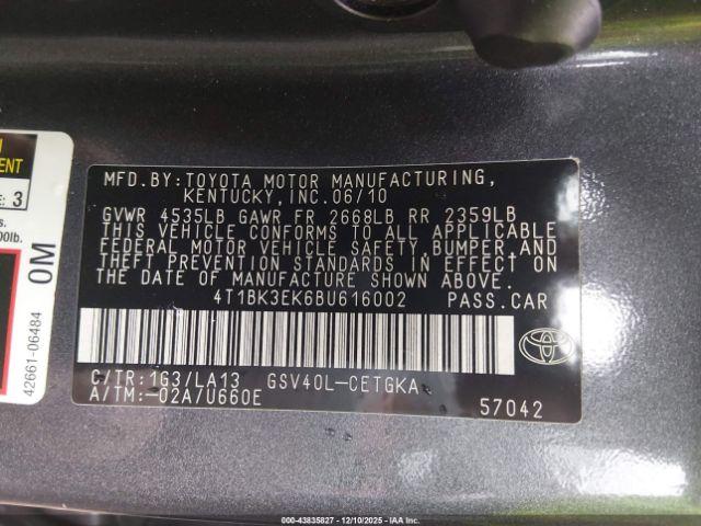 Toyota Camry Xle V6 Image 4