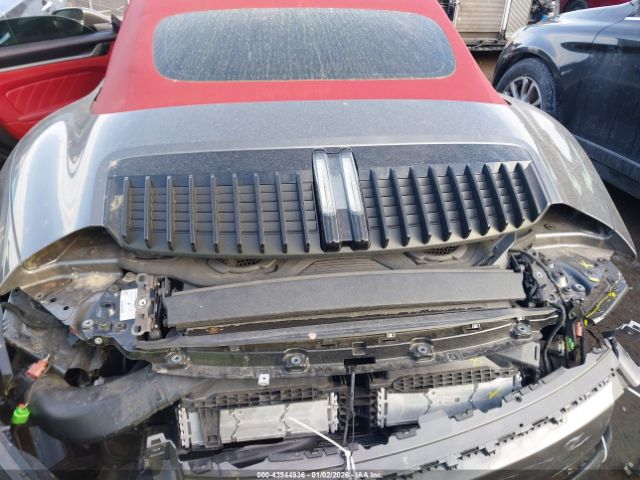 Porsche 911 Carrera Cabriolet Image 12