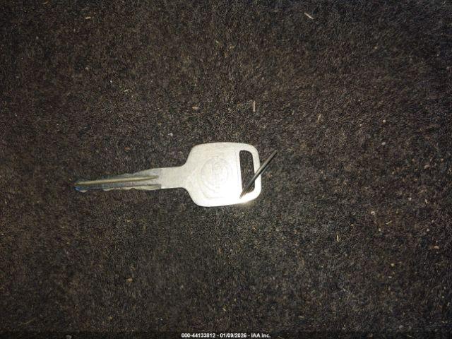 Nissan Versa 1.6 S+ Image 7